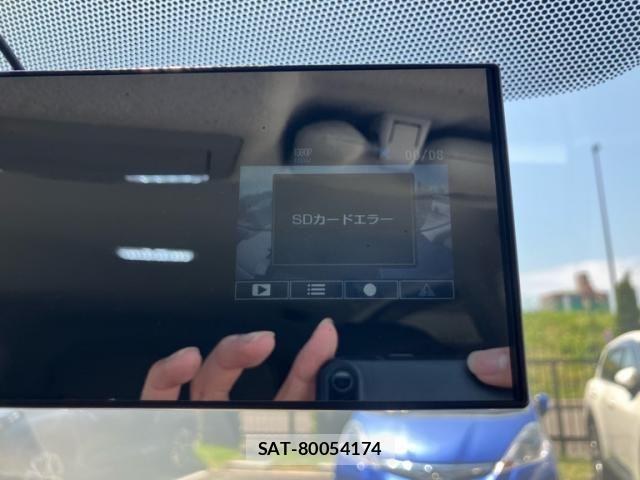Toyota PRIUS ALPHA 2012-05 8037795-24