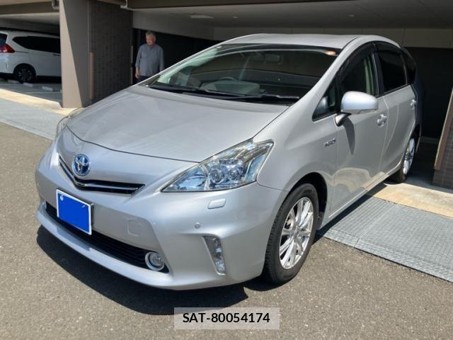 Toyota PRIUS ALPHA 2012-05 8037795-2