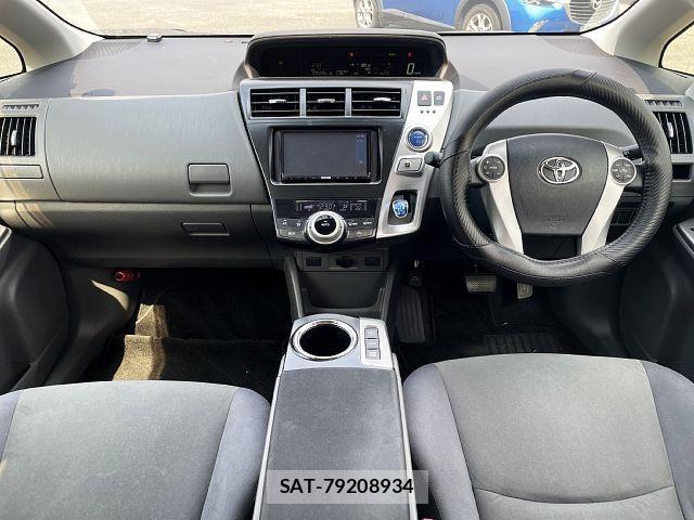 Toyota PRIUS ALPHA 2014-03 8075216-1