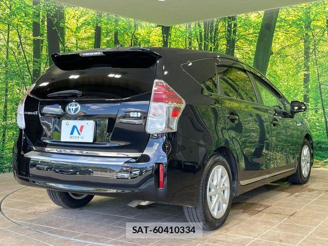Toyota PRIUS ALPHA 2017-05 8075212-17