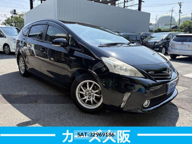 Toyota PRIUS ALPHA 2013-07 8075213-1