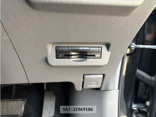 Toyota PRIUS ALPHA 2013-07 8075213-6