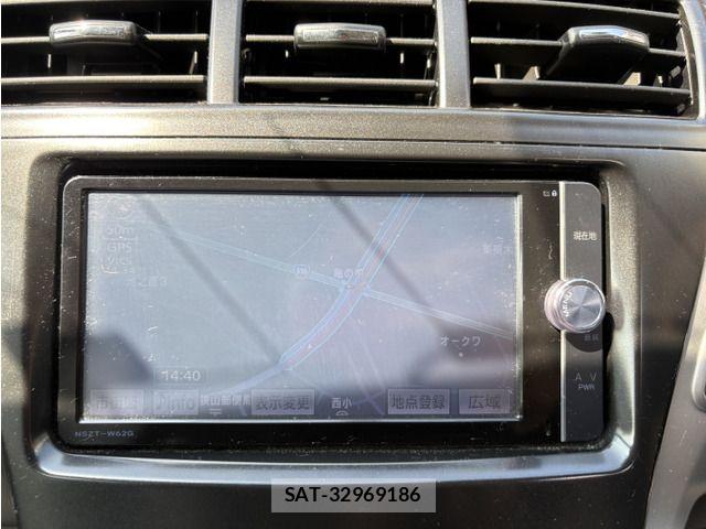 Toyota PRIUS ALPHA 2013-07 8075213-7