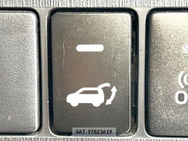 Toyota PRIUS ALPHA 2016-05 8075211-3