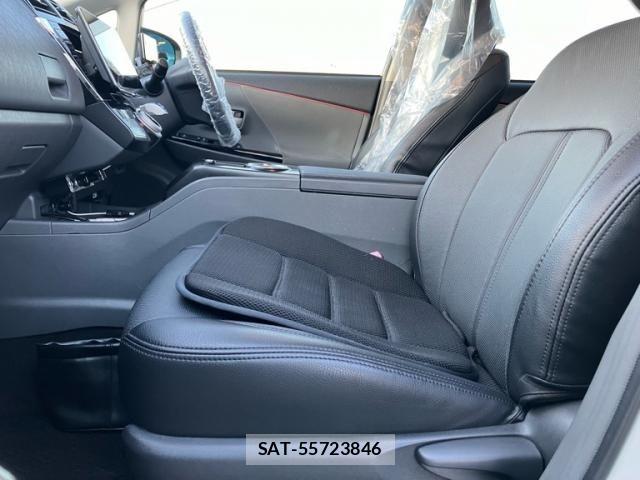 Toyota PRIUS ALPHA 2013-03 8075217-11