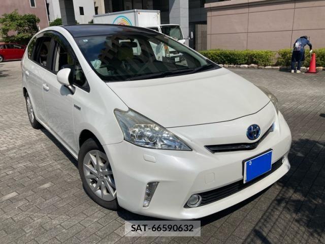 Toyota PRIUS ALPHA 2014-09 8075214-0