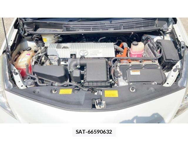 Toyota PRIUS ALPHA 2014-09 8075214-18