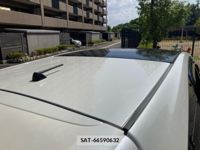 Toyota PRIUS ALPHA 2014-09 8075214-3