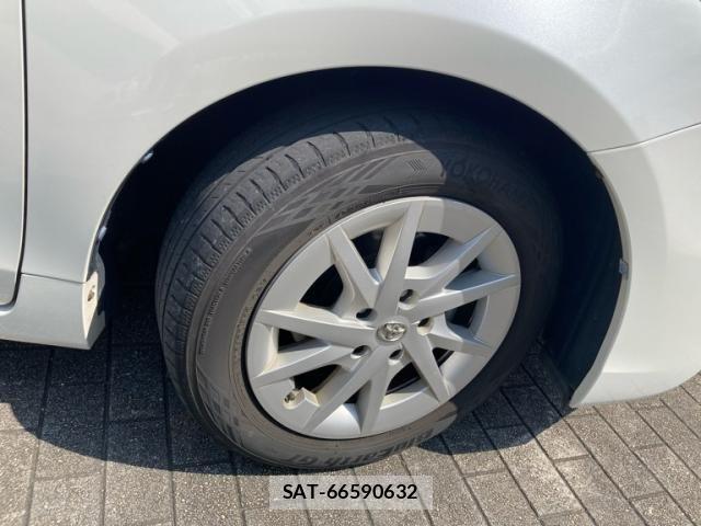 Toyota PRIUS ALPHA 2014-09 8075214-4