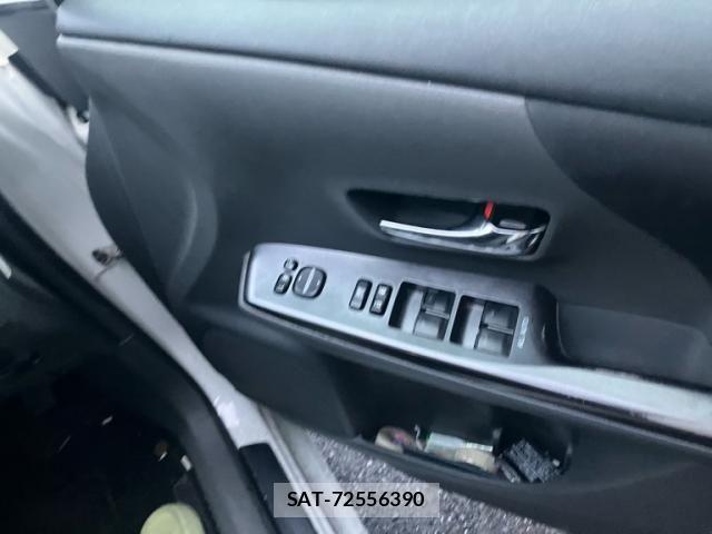 Toyota PRIUS ALPHA 2013-10 8075227-11