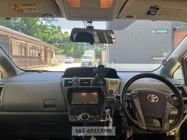 Toyota PRIUS ALPHA 2014-03 8075224-11