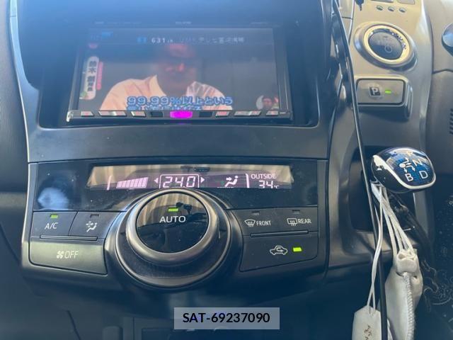 Toyota PRIUS ALPHA 2014-03 8075224-18