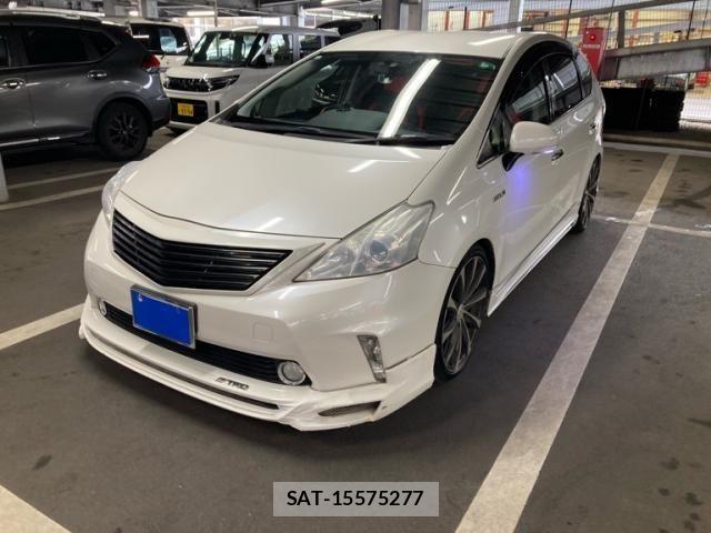 Toyota PRIUS ALPHA 2013-11 8075225-0