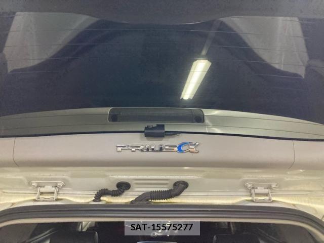 Toyota PRIUS ALPHA 2013-11 8075225-10