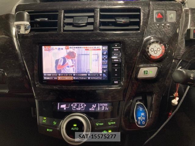 Toyota PRIUS ALPHA 2013-11 8075225-19