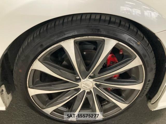 Toyota PRIUS ALPHA 2013-11 8075225-4