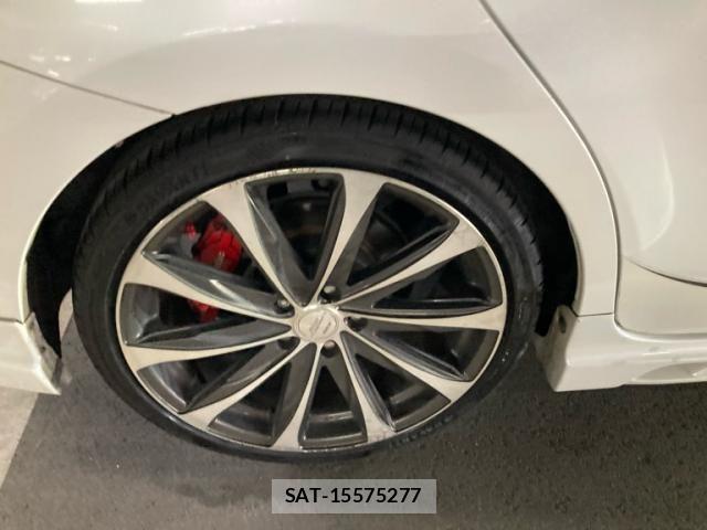 Toyota PRIUS ALPHA 2013-11 8075225-5