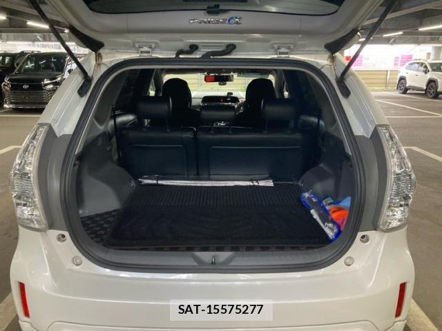 Toyota PRIUS ALPHA 2013-11 8075225-8