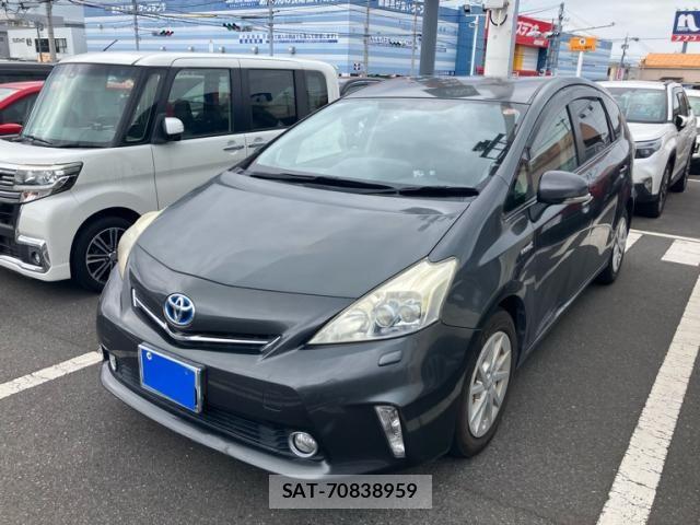 Toyota PRIUS ALPHA 2012-05 8101386-1