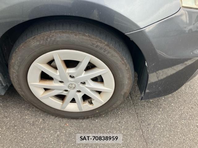 Toyota PRIUS ALPHA 2012-05 8101386-7
