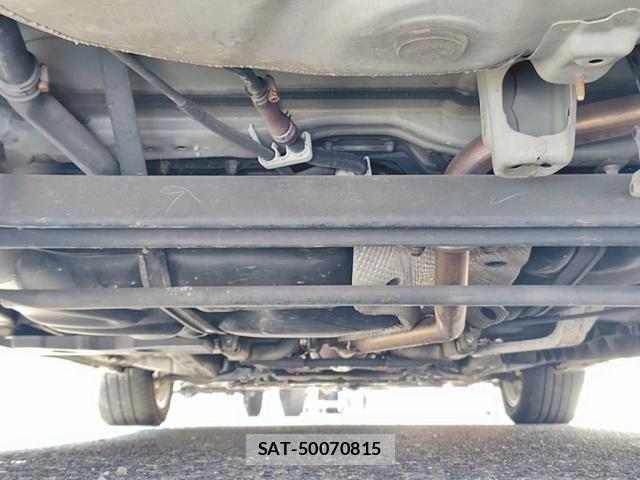 Toyota PRIUS ALPHA 2013-09 8101385-12