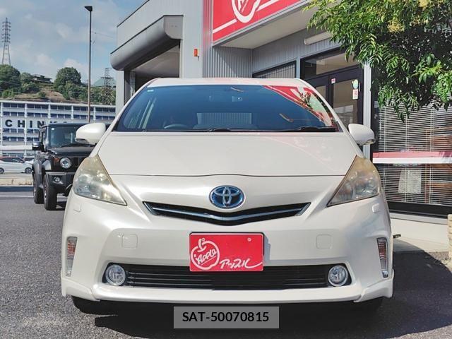 Toyota PRIUS ALPHA 2013-09 8101385-1
