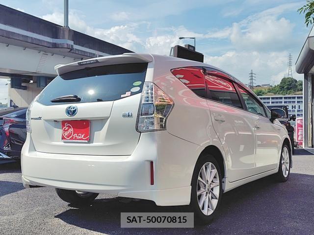 Toyota PRIUS ALPHA 2013-09 8101385-5