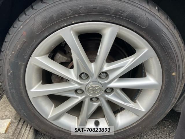 Toyota PRIUS ALPHA 2011-11 8101397-21