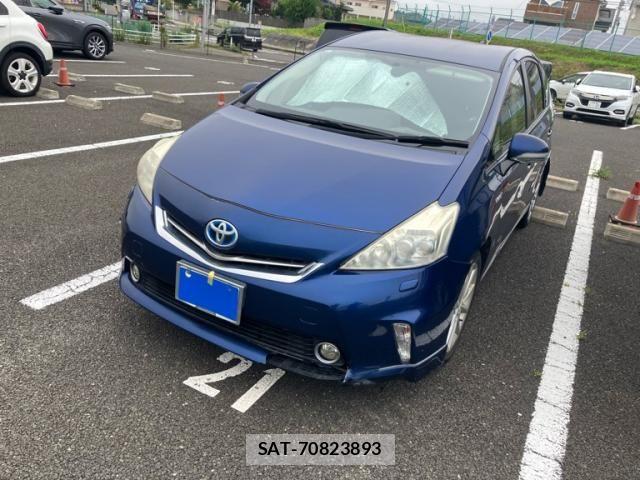 Toyota PRIUS ALPHA 2011-11 8101397-3