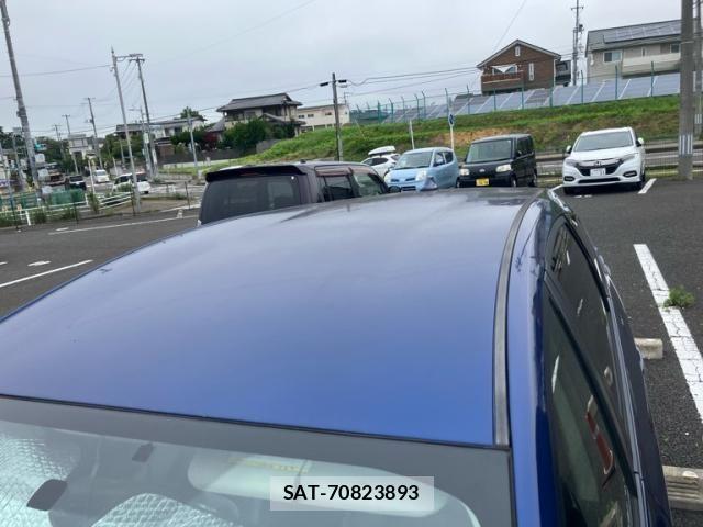 Toyota PRIUS ALPHA 2011-11 8101397-4