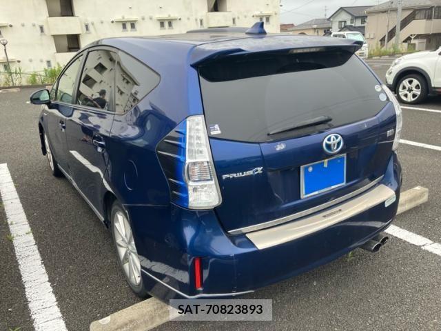 Toyota PRIUS ALPHA 2011-11 8101397-7
