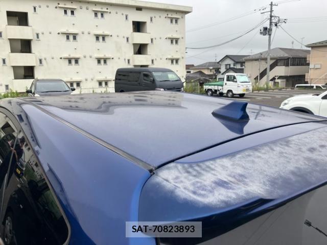 Toyota PRIUS ALPHA 2011-11 8101397-8