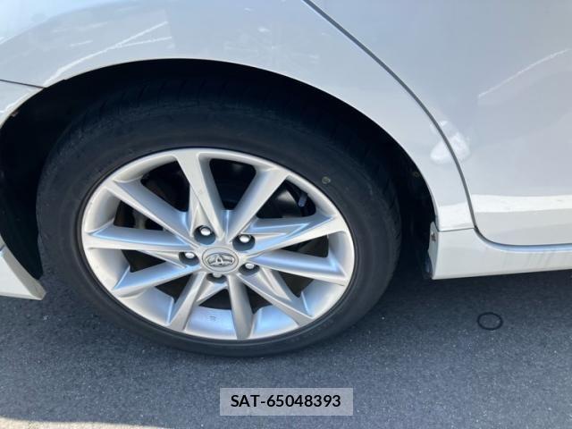 Toyota PRIUS ALPHA 2014-03 8101395-5