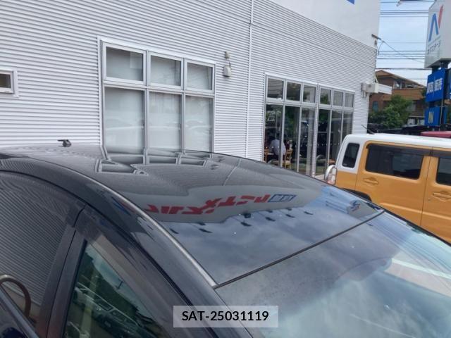 Toyota PRIUS ALPHA 2015-02 8101376-5