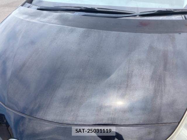 Toyota PRIUS ALPHA 2015-02 8101376-6