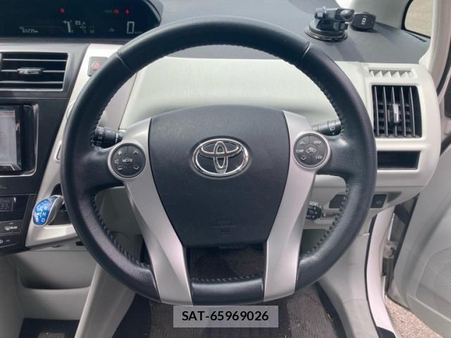 Toyota PRIUS ALPHA 2011-09 8101375-11
