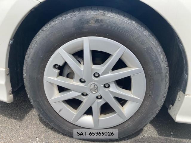 Toyota PRIUS ALPHA 2011-09 8101375-7