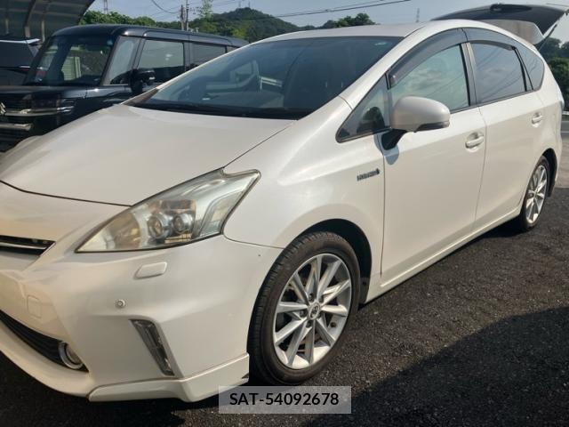 Toyota PRIUS ALPHA 2012-12 8101404-1