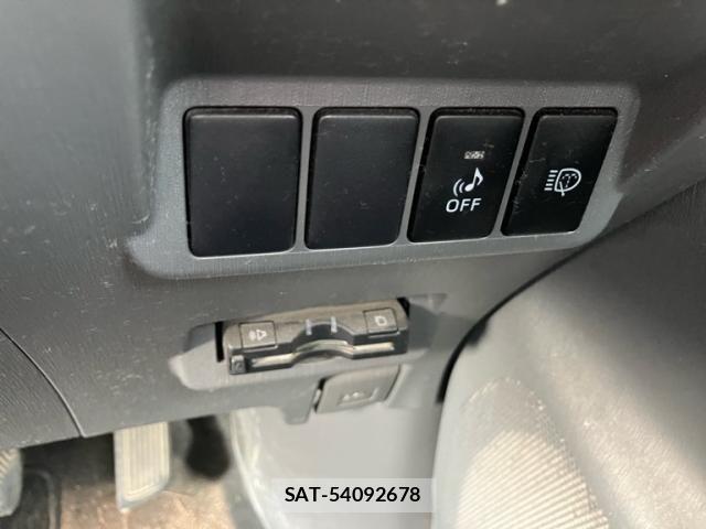 Toyota PRIUS ALPHA 2012-12 8101404-23