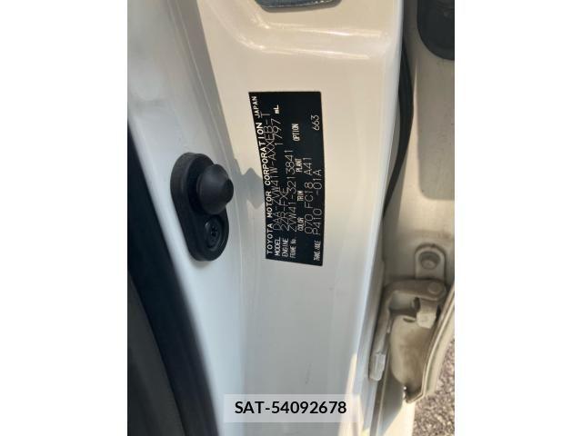 Toyota PRIUS ALPHA 2012-12 8101404-8