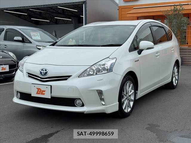 Toyota PRIUS ALPHA 2014-06 8101365-9