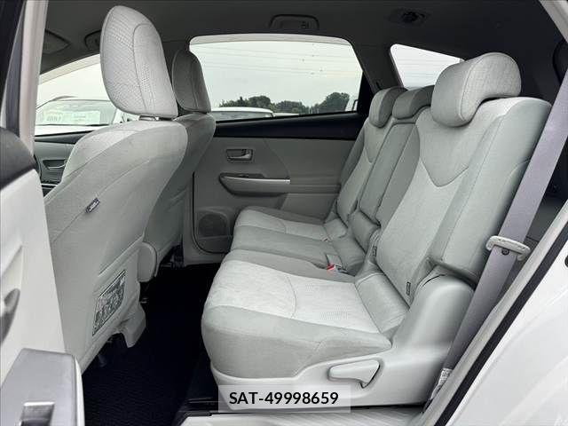 Toyota PRIUS ALPHA 2014-06 8101365-17