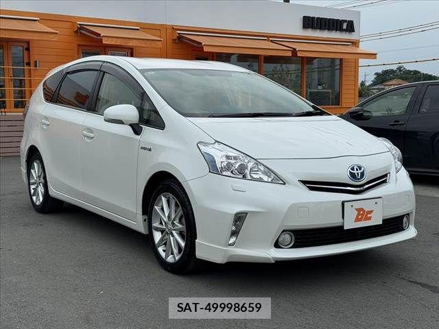 Toyota PRIUS ALPHA 2014-06 8101365-7