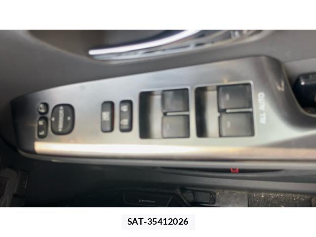Toyota PRIUS ALPHA 2014-02 8101406-23