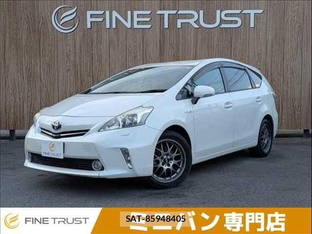 Toyota PRIUS ALPHA 2011-06 8101377-0