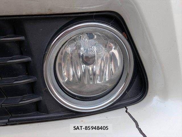 Toyota PRIUS ALPHA 2011-06 8101377-23