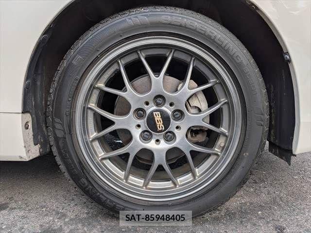 Toyota PRIUS ALPHA 2011-06 8101377-28