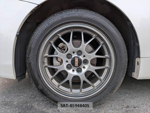 Toyota PRIUS ALPHA 2011-06 8101377-29