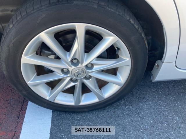 Toyota PRIUS ALPHA 2012-08 8101396-4