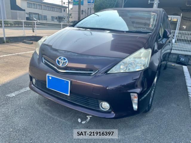 Toyota PRIUS ALPHA 2013-10 8101382-0